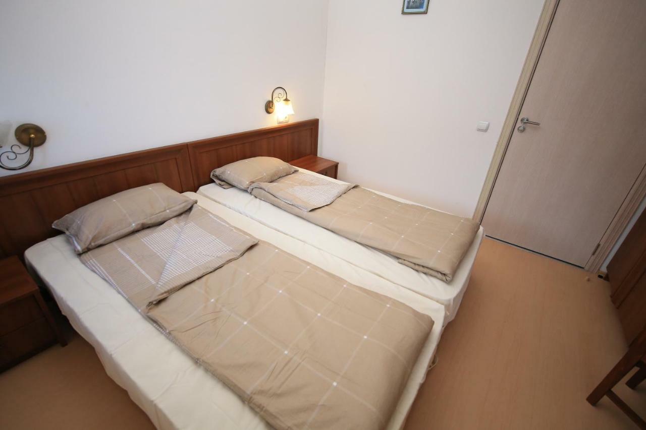 Great Location Near Lift Apartment Bansko Exterior foto